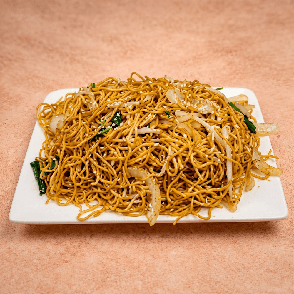 Soy Sauce Chow Mein (小豉油皇炒面)