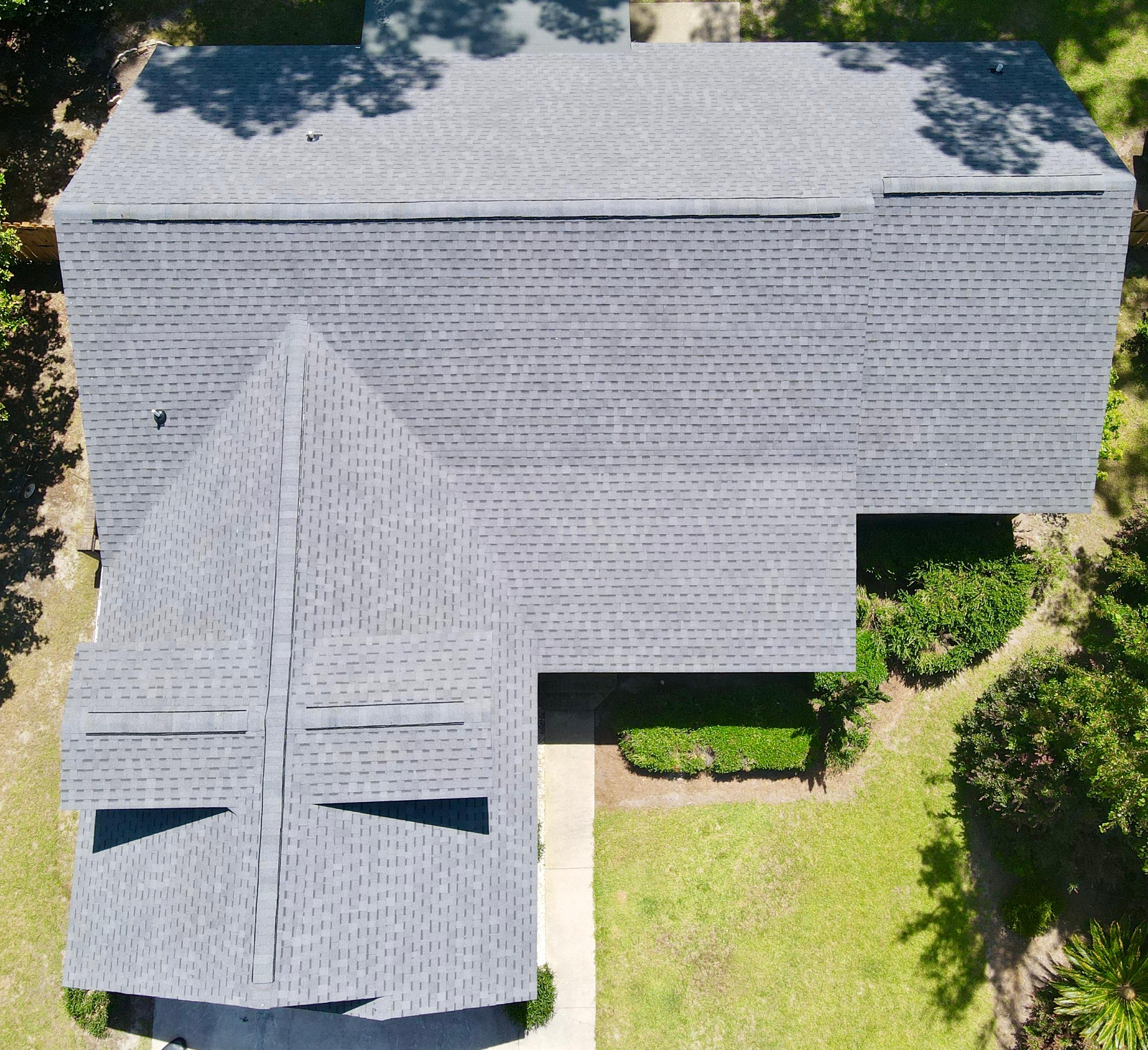 Roof Medics Roofing LLC Image