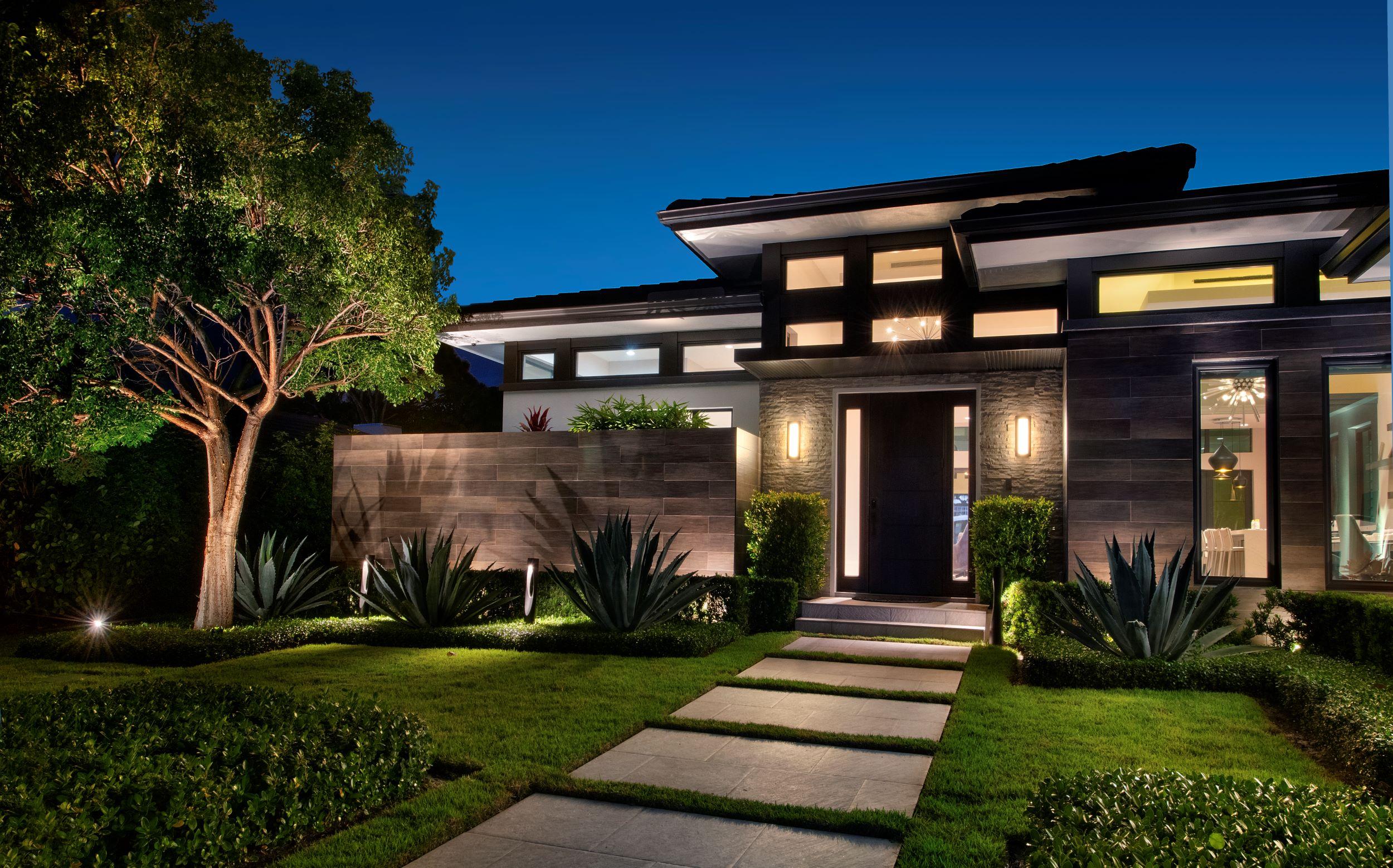 Beacon Outdoor Lighting Image