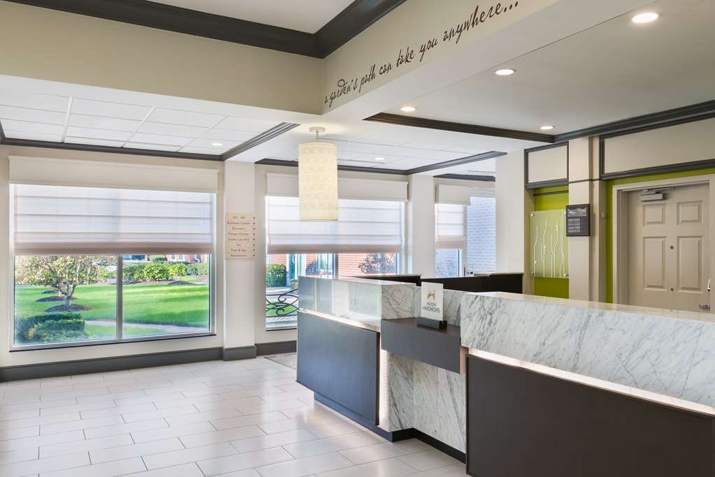 Hilton Garden Inn Westbury Image