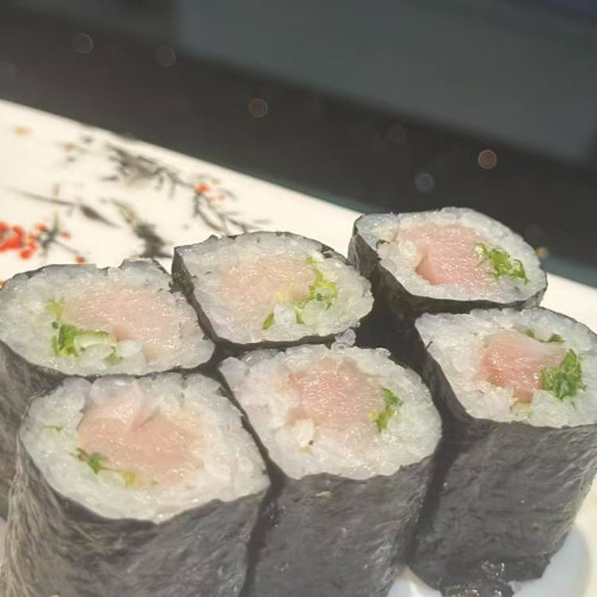 Yellowtail Roll