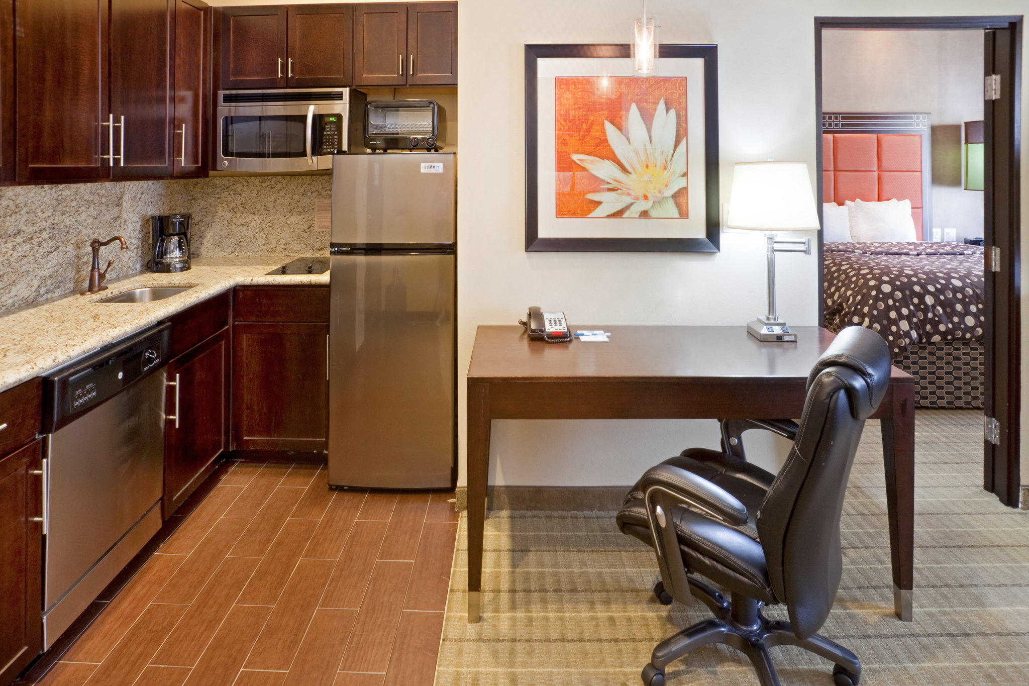 Staybridge Suites DFW Airport North Photo