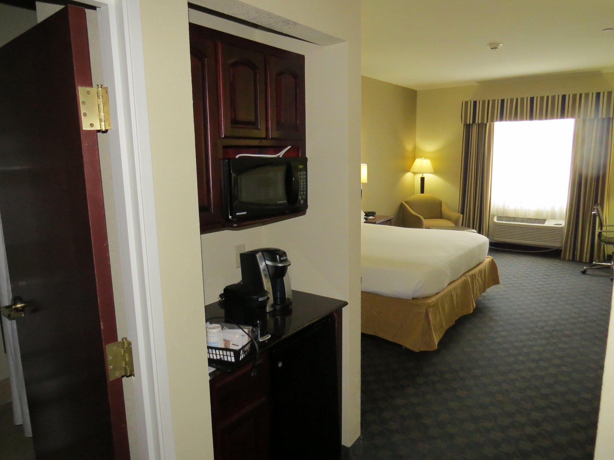 Holiday Inn Express & Suites Pampa Photo