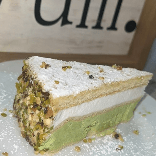 Pistachio & Ricotta Cake