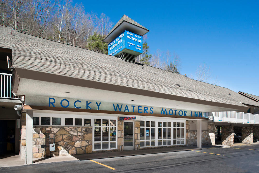 Rocky Waters Motor Inn Photo