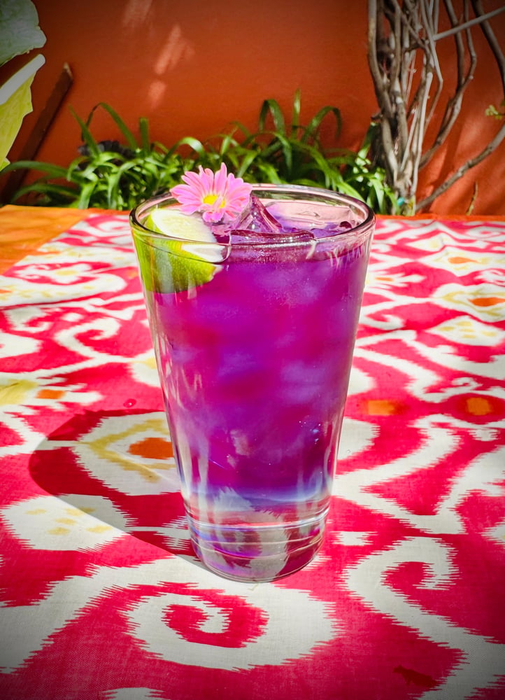 Sweet Sky (Butterfly Pea Tea sweetened)