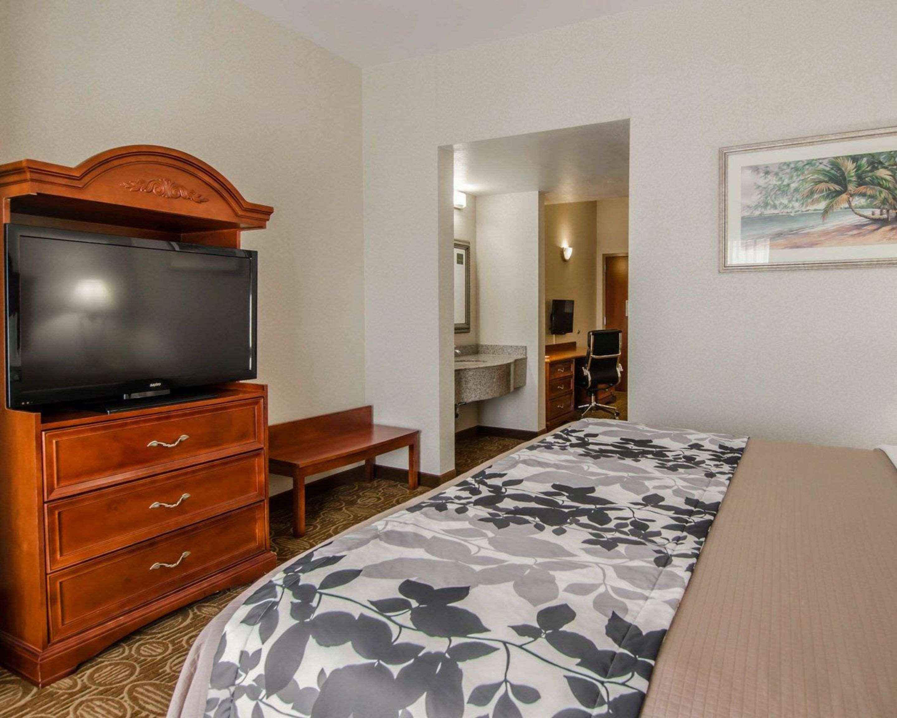 Sleep Inn & Suites Springdale West Photo