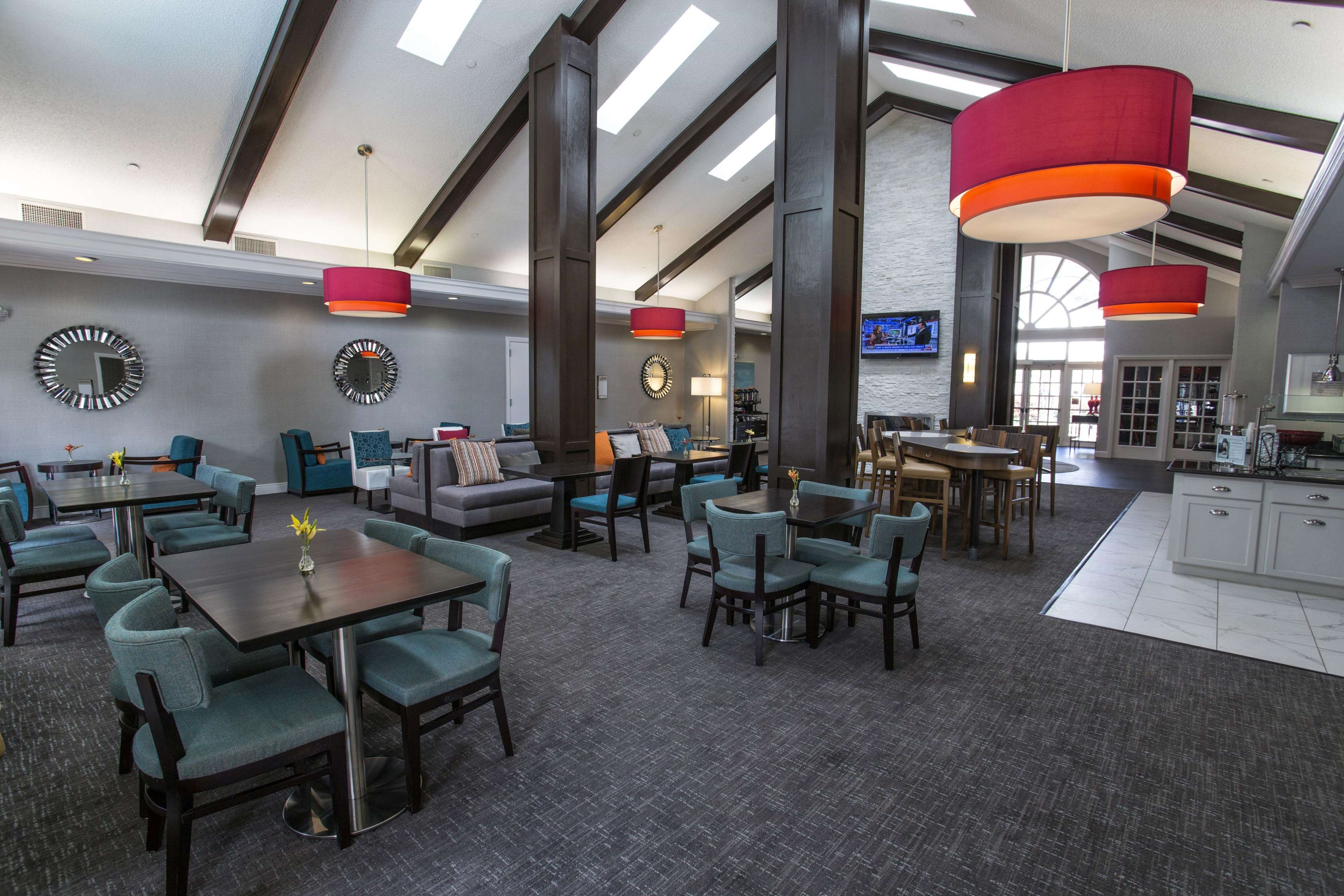 Homewood Suites by Hilton Savannah Photo