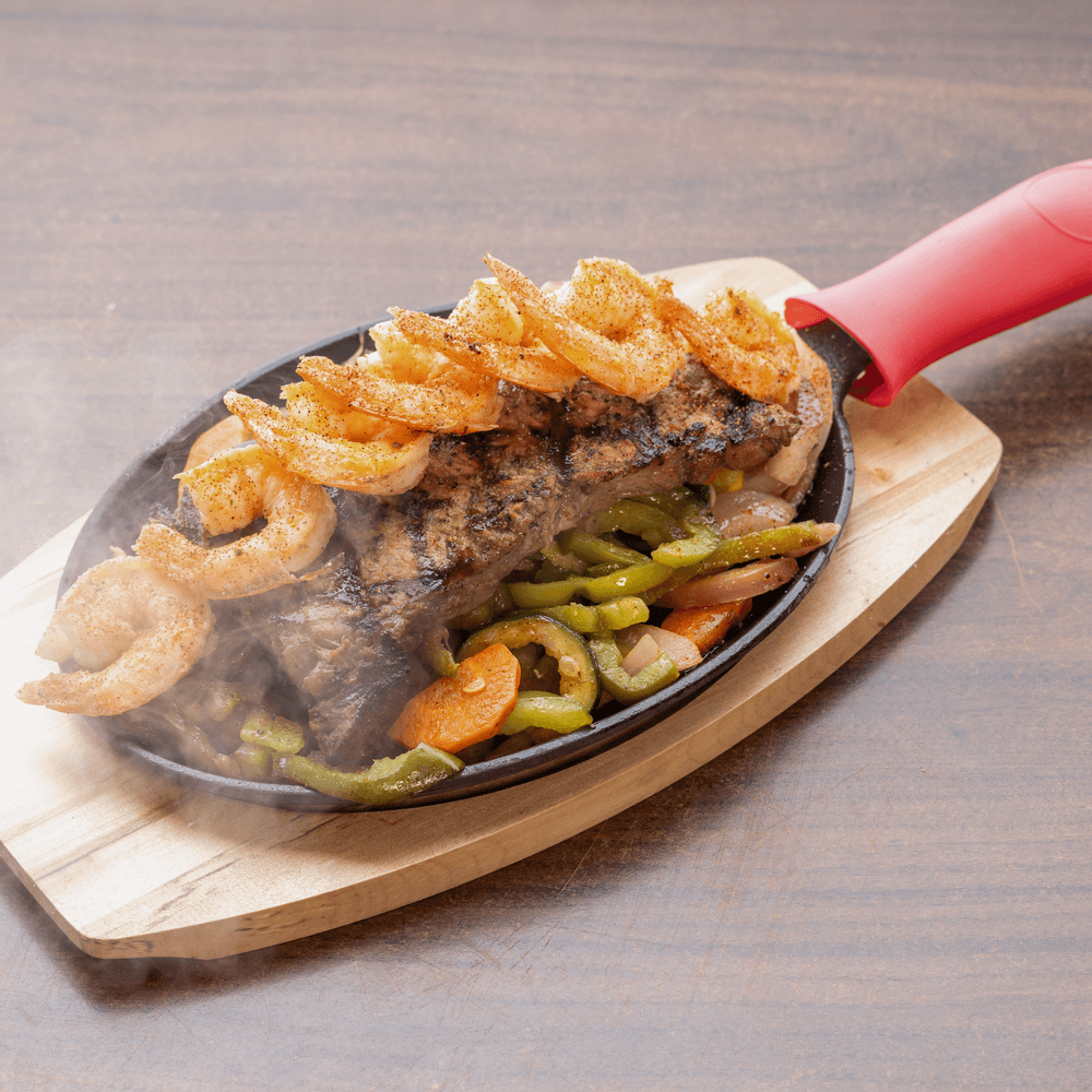 Rib Eye Steak & Camarones