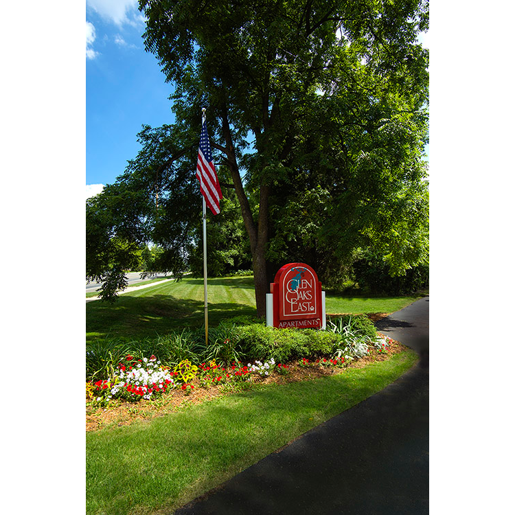 Glen Oaks East Apartments