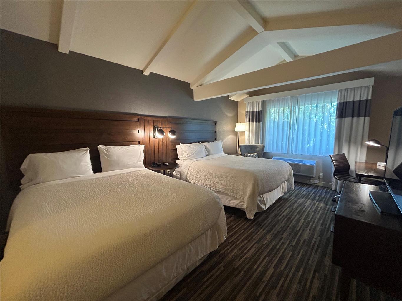 Best Western Premier Plainview-Long Island Hotel Image