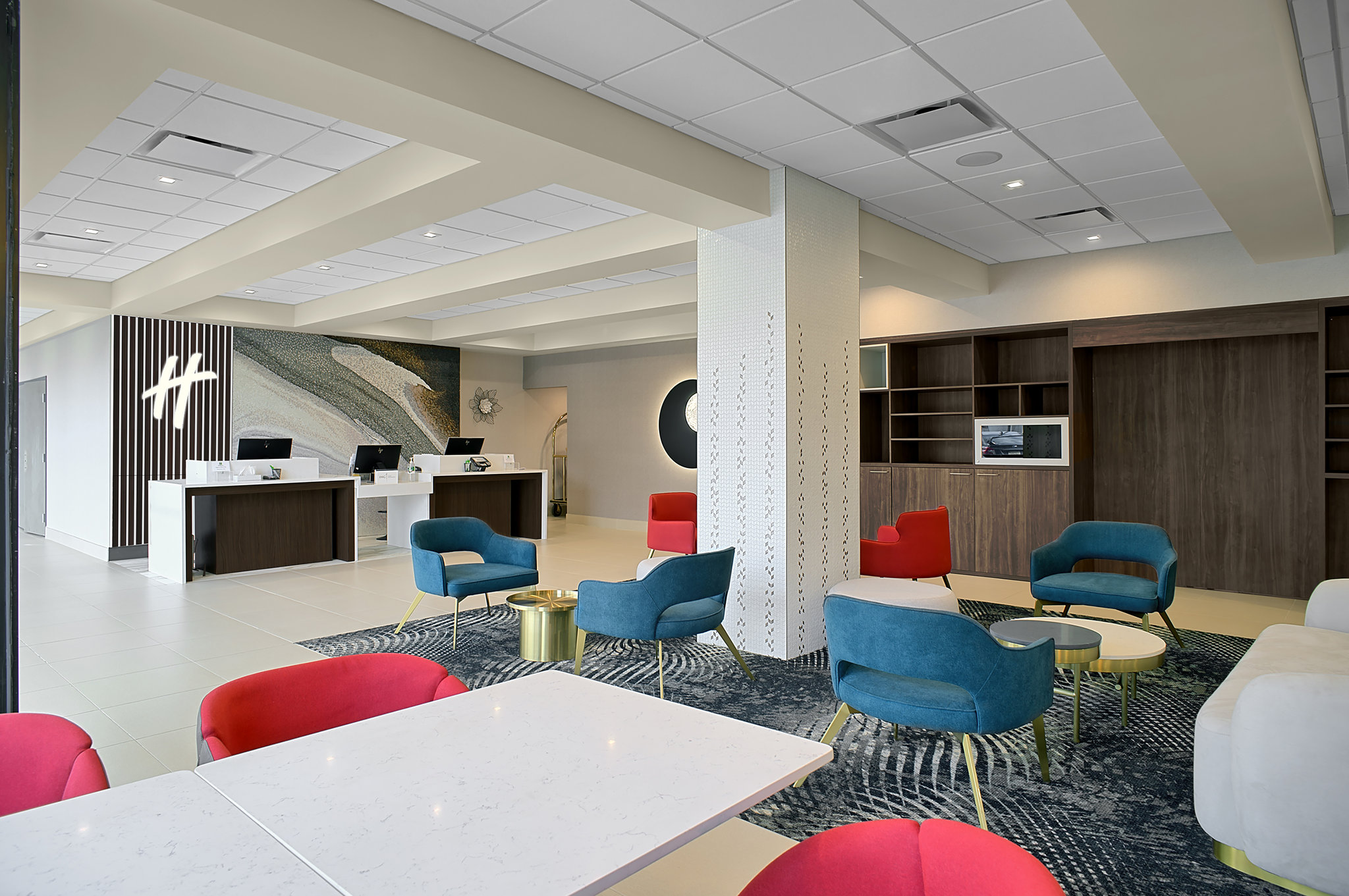 Holiday Inn & Suites Chicago-Downtown by IHG Image
