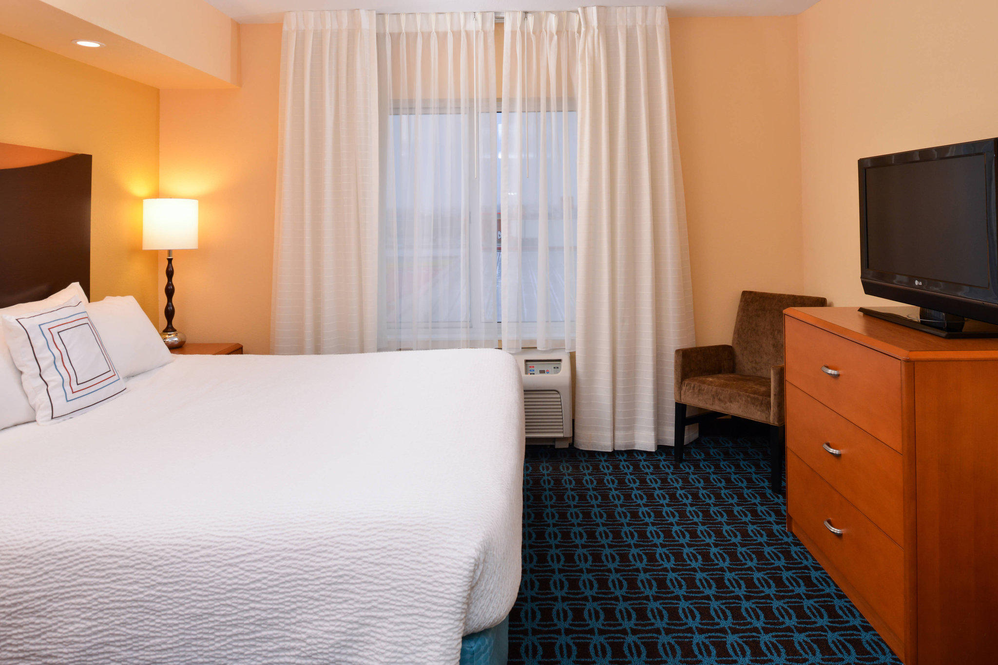 Fairfield Inn & Suites by Marriott Fort Wayne Photo