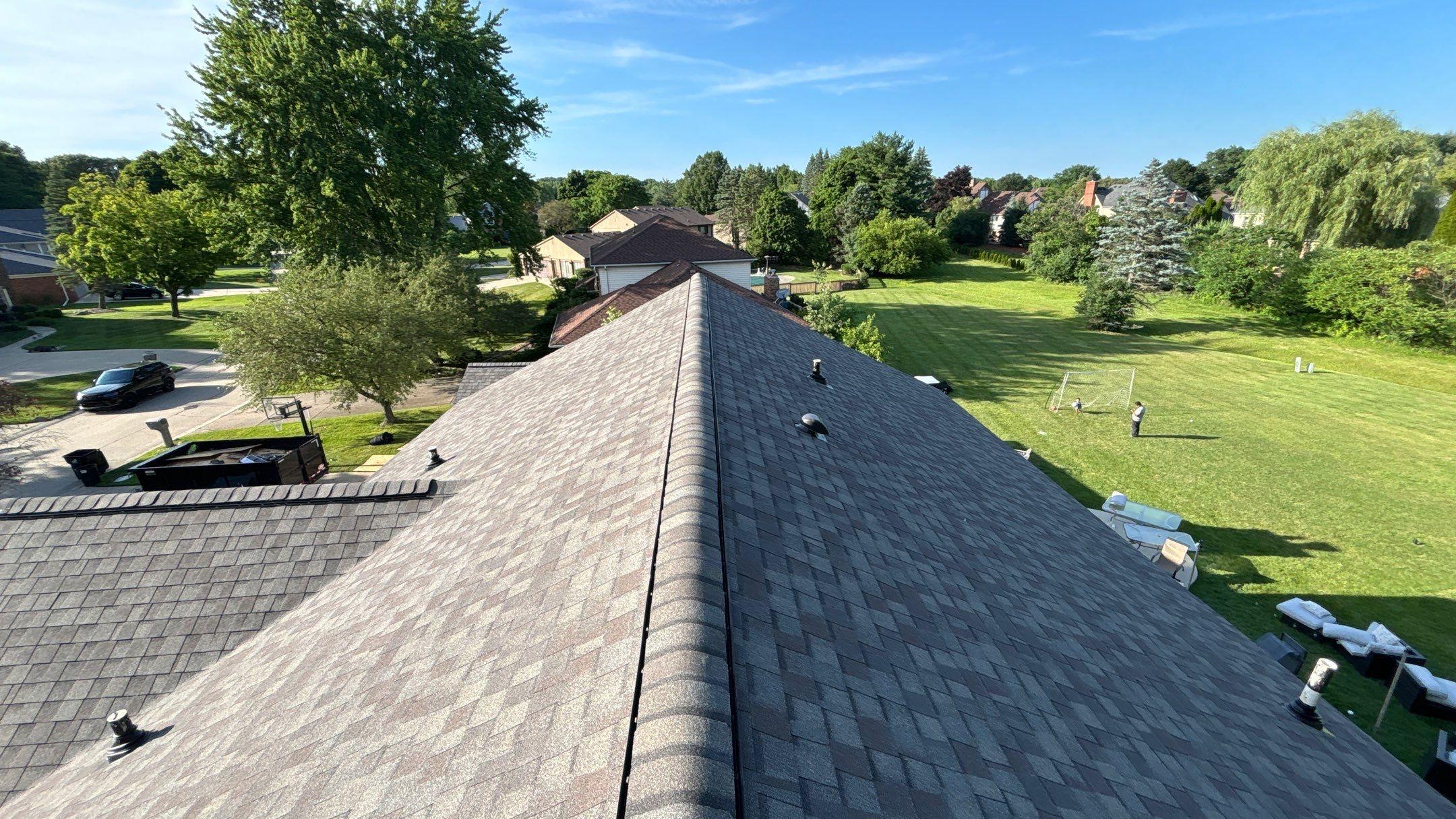180 Contractors Roofing & Siding Image