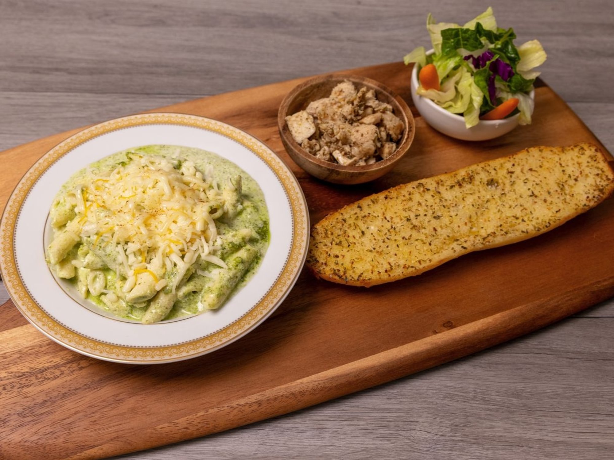 Penne Chicken Pesto