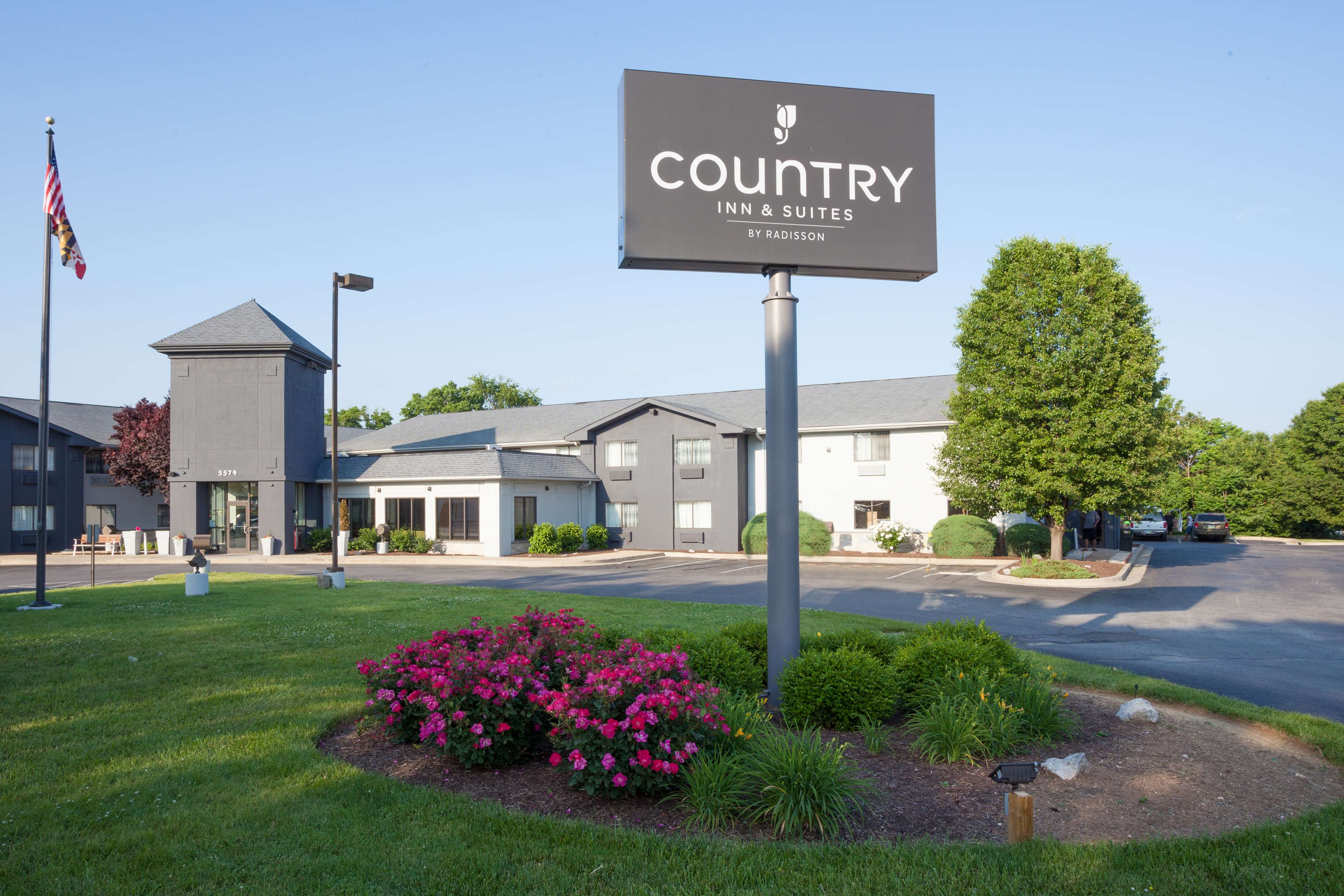 Country Inn & Suites by Radisson, Frederick, MD Photo