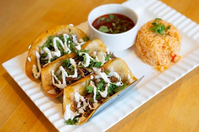(D) BIRRIA TACOS
