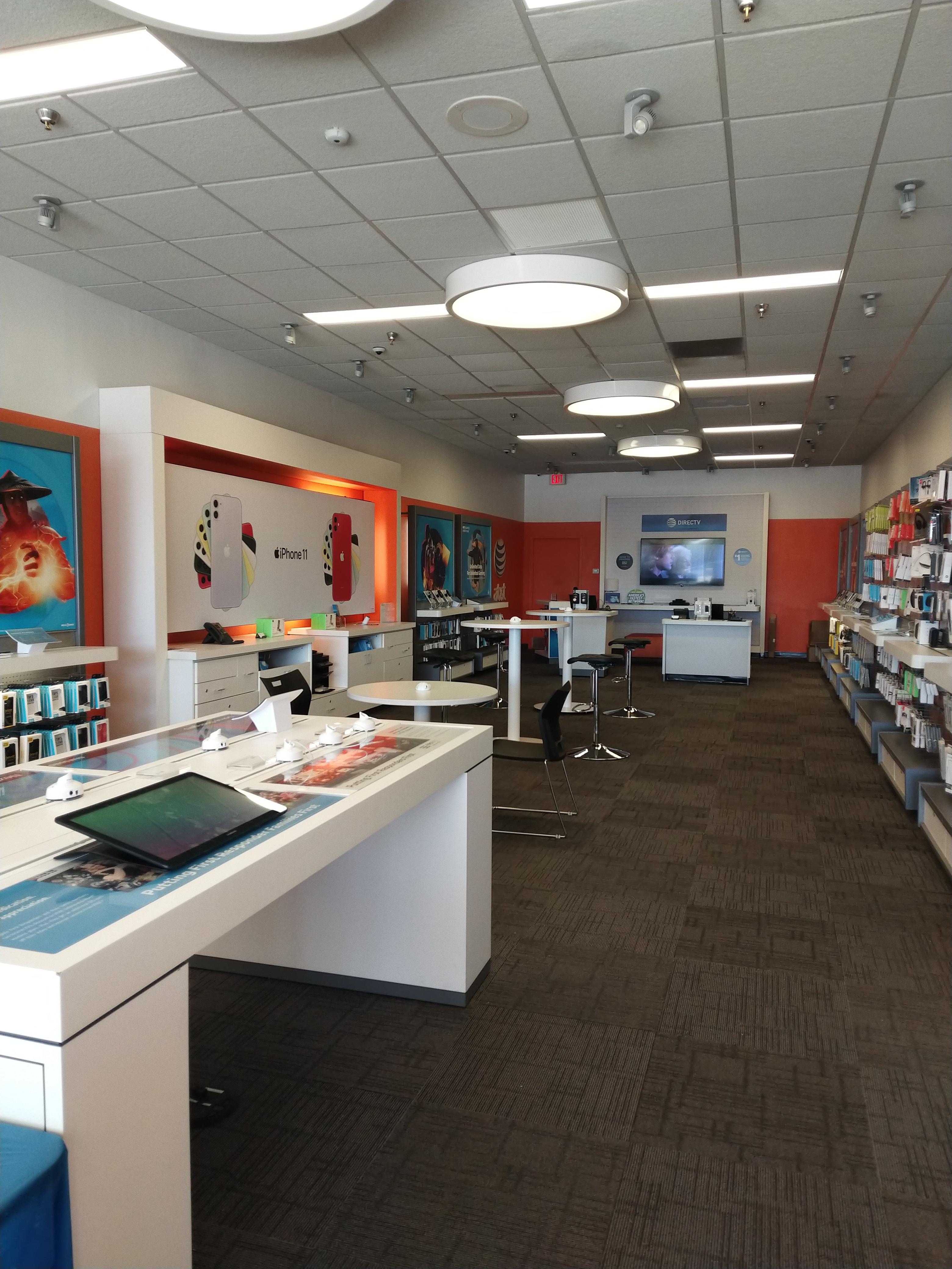 AT&T Store Photo