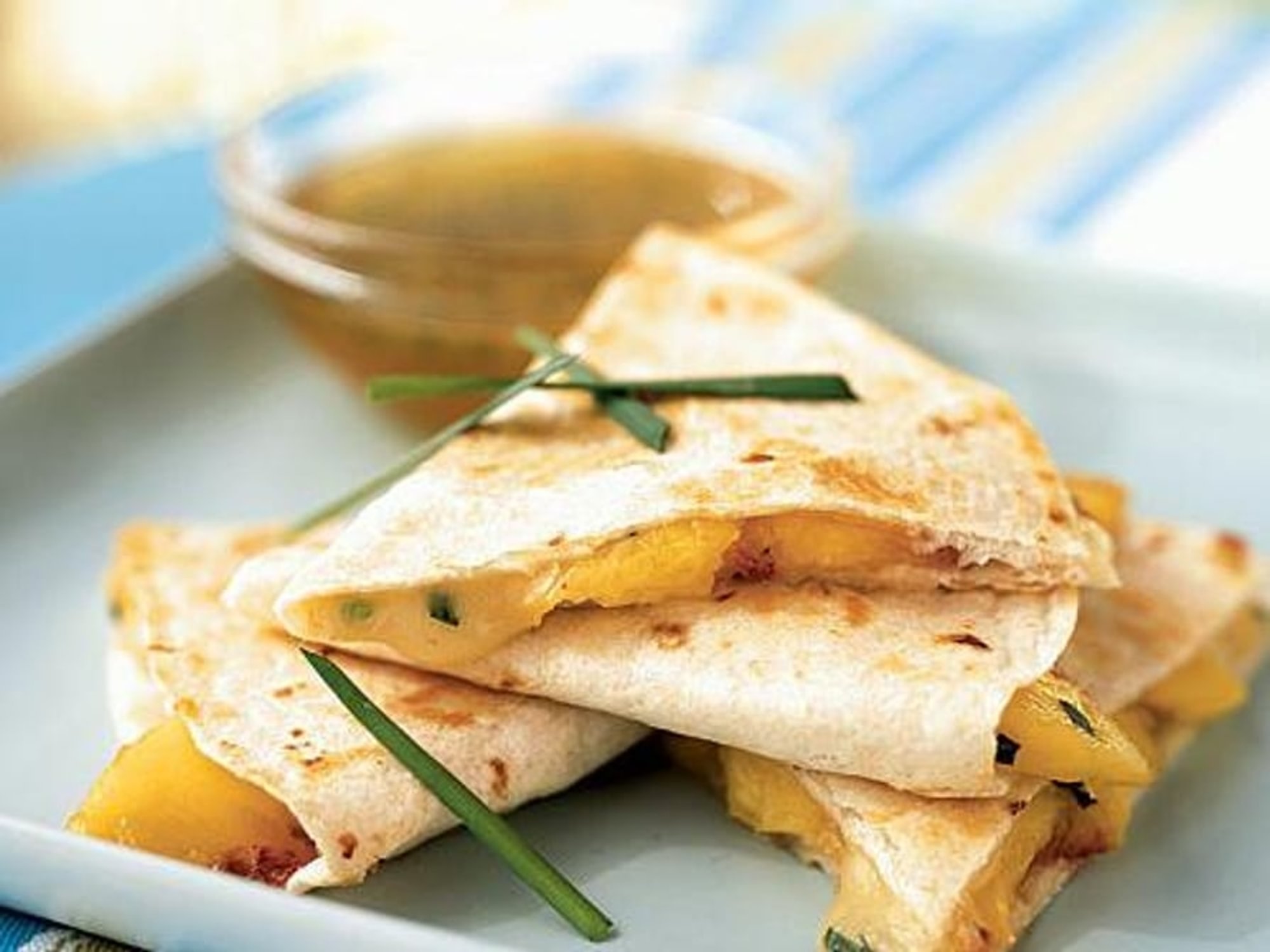 Quesadilla De Frijoles (Beans)