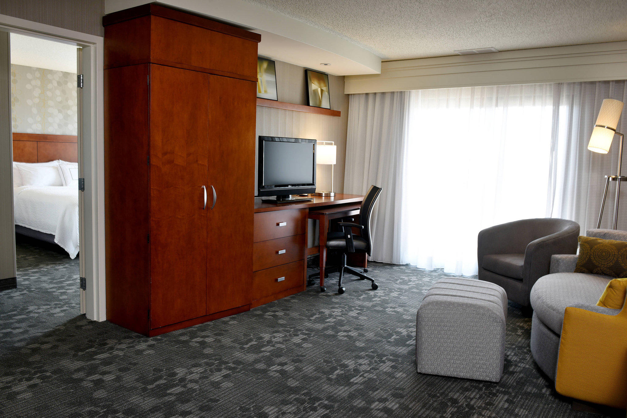 Courtyard by Marriott Sioux Falls Photo