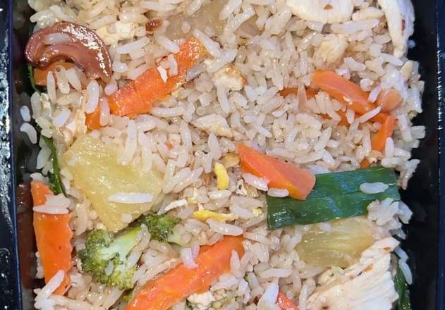 Pineapple Fried Rice (Lunch)