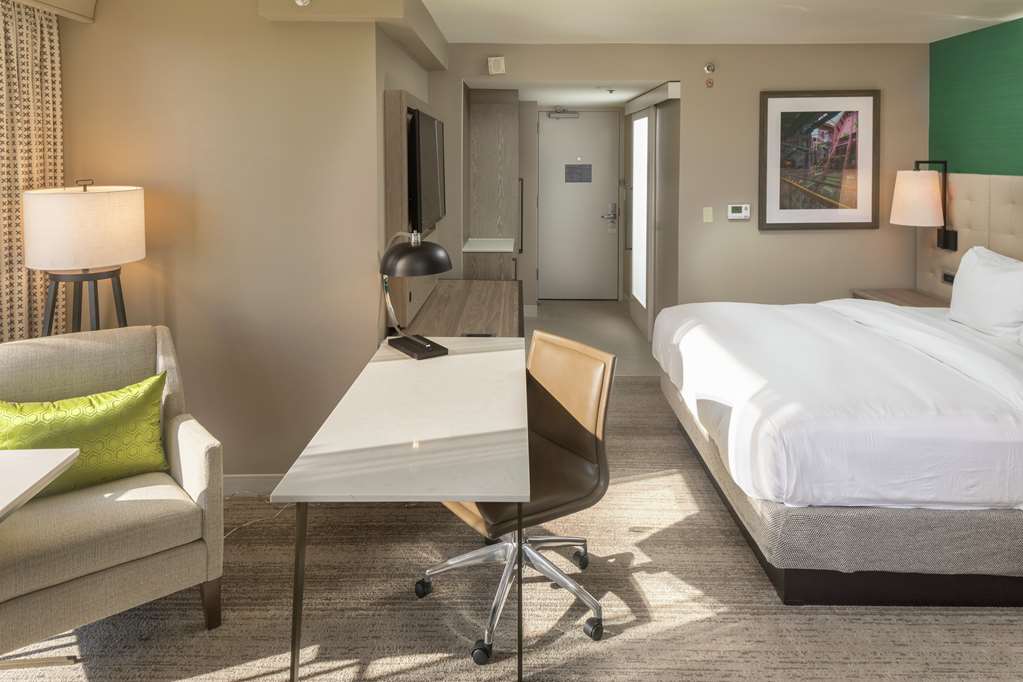 Hilton Birmingham Downtown at UAB Image