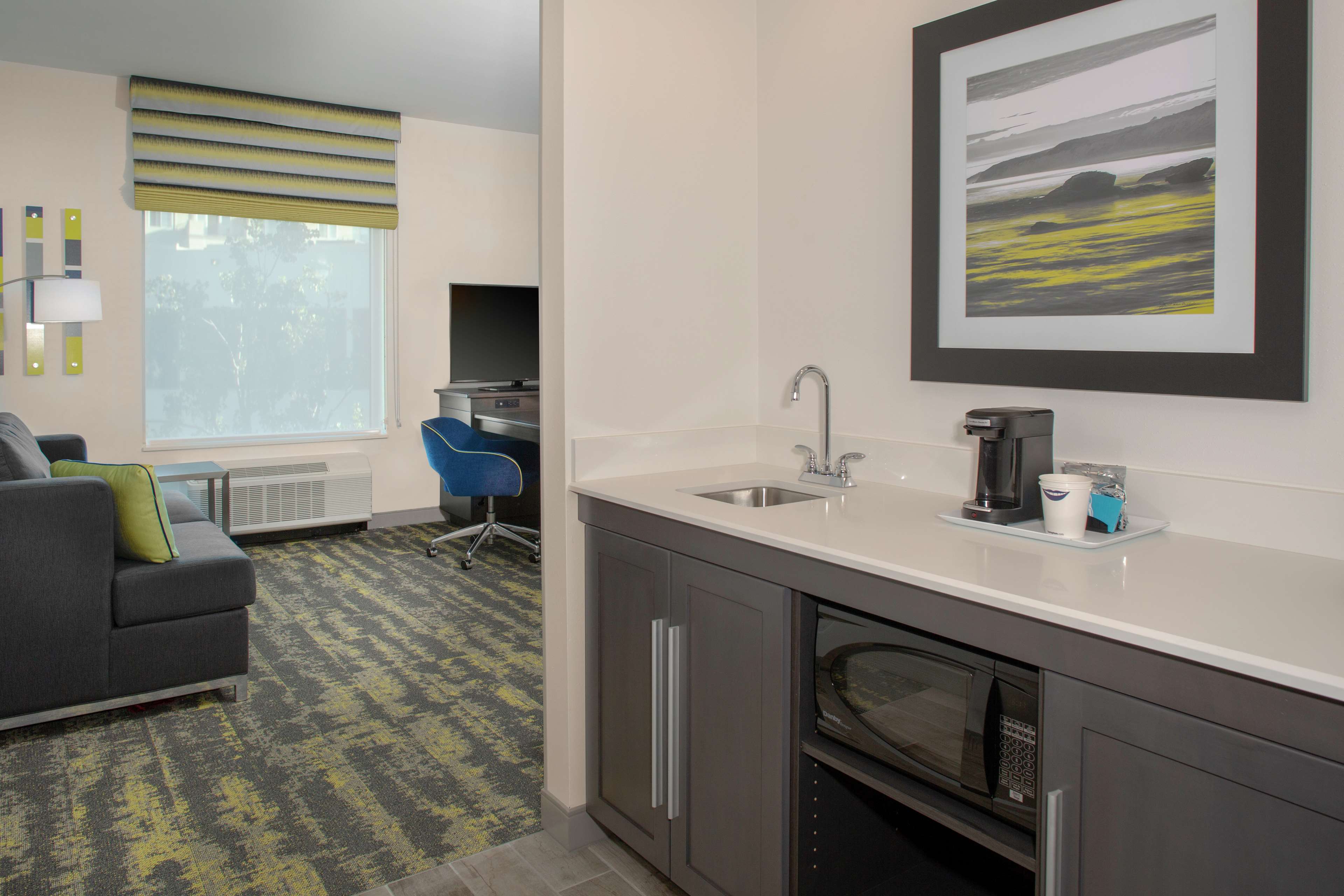 Guest room