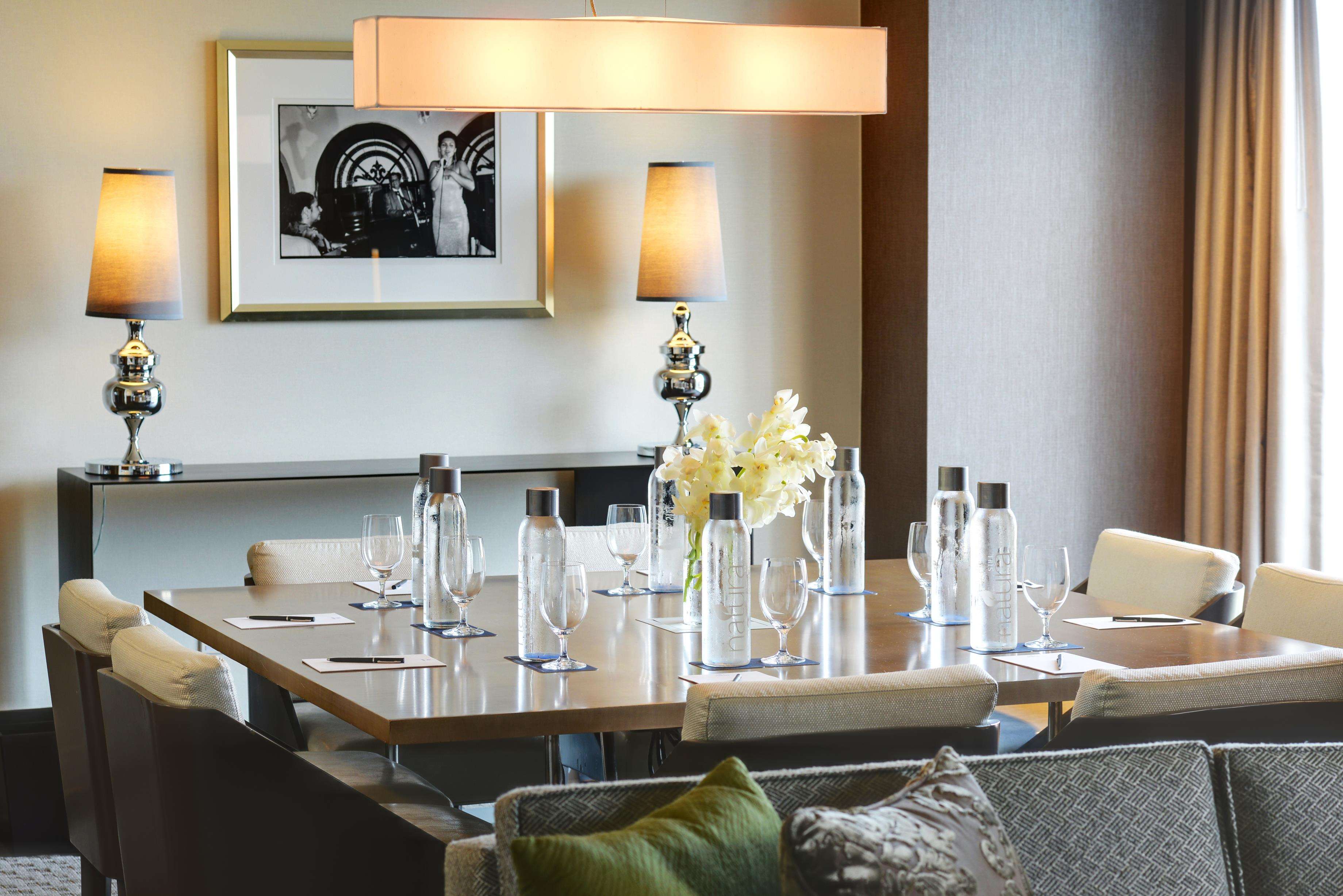 Hilton Columbus Downtown Photo