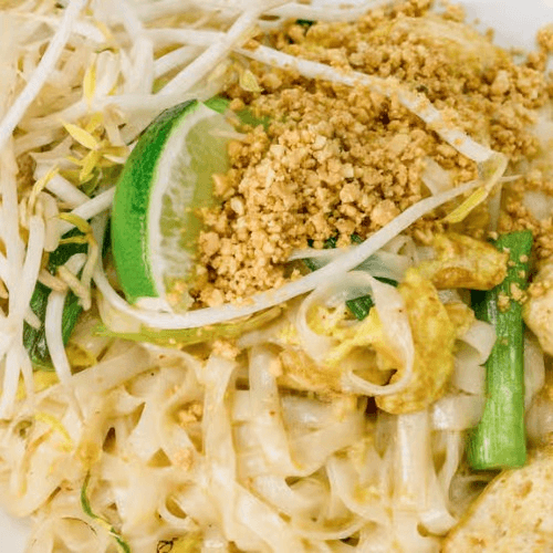 N1. Pad Thai Noodles