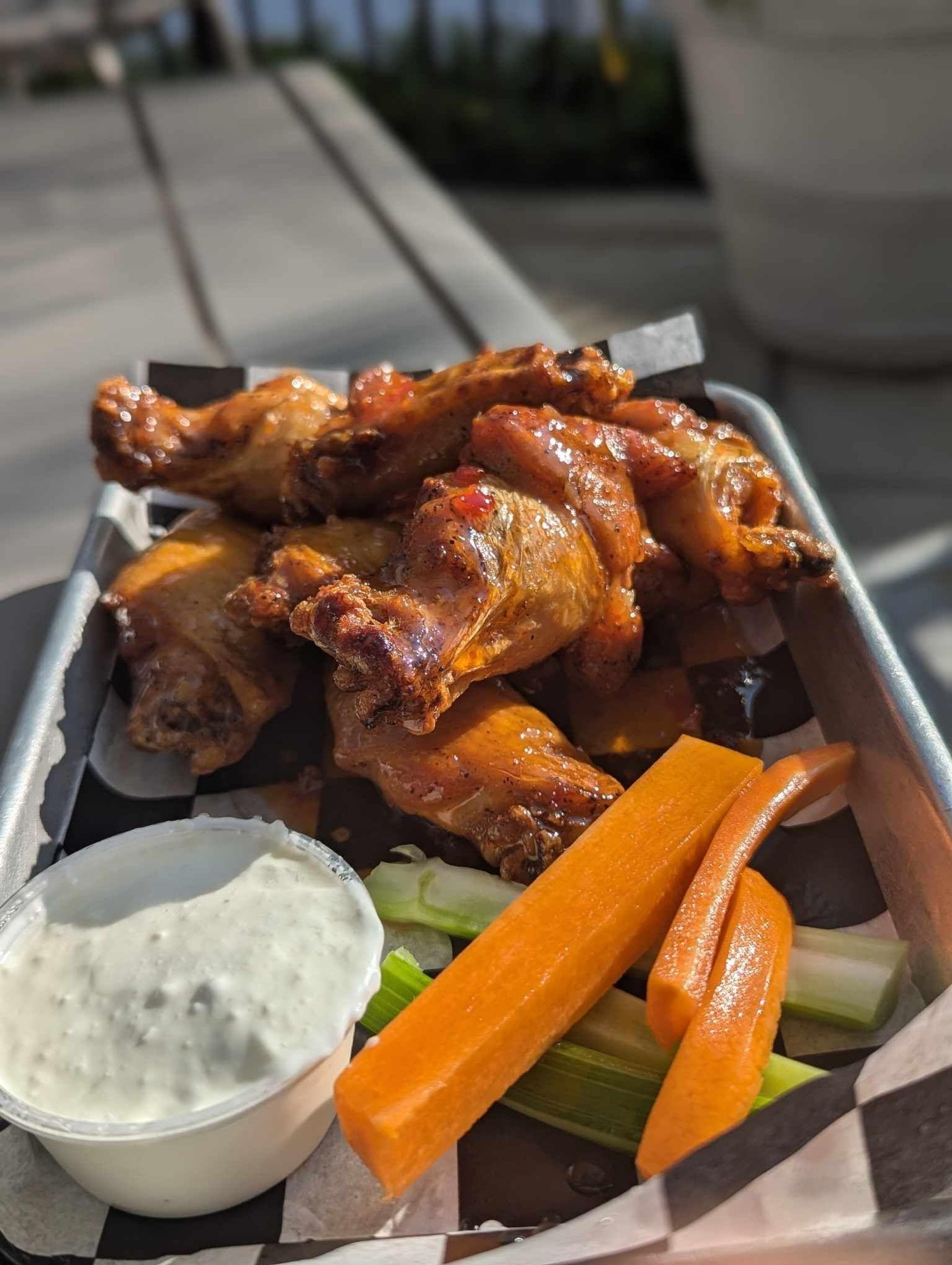 Loco Wings (LB)