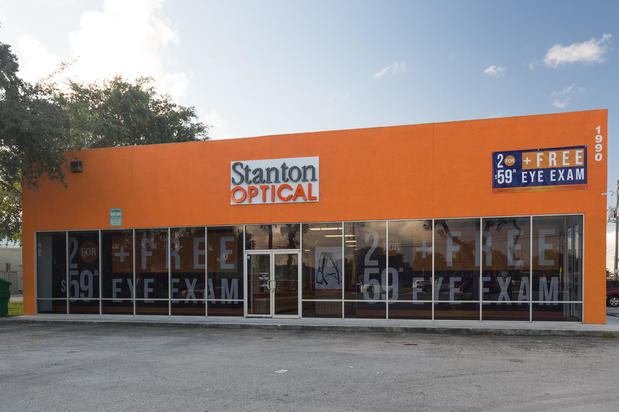 Images Stanton Optical