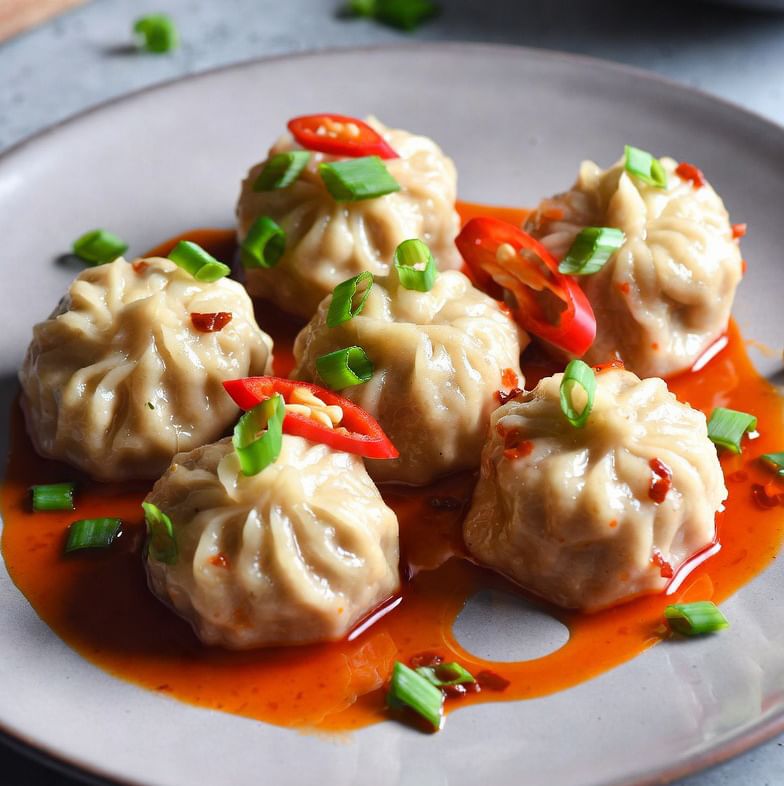 Schezwan Veg Momo