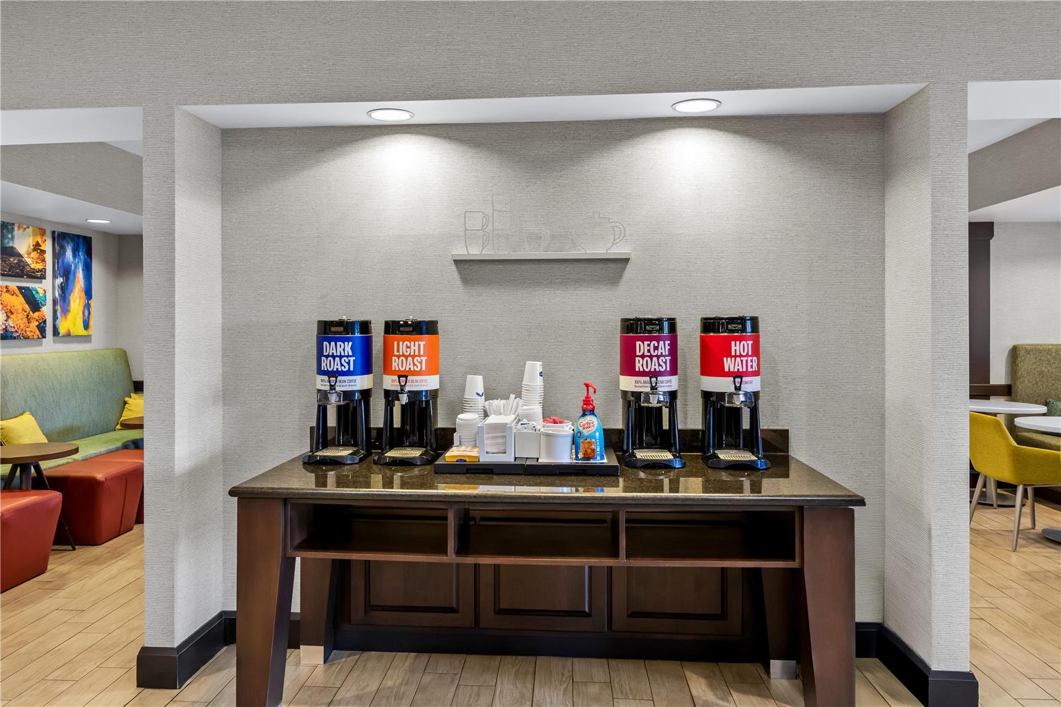 Hampton Inn Middletown Image