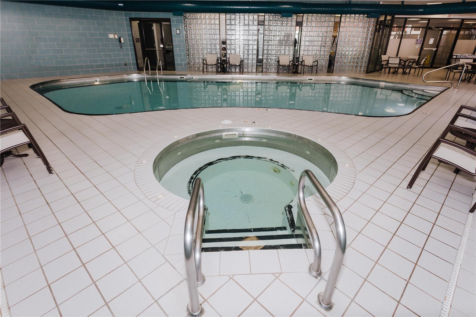 DoubleTree by Hilton Hotel Bloomington Image