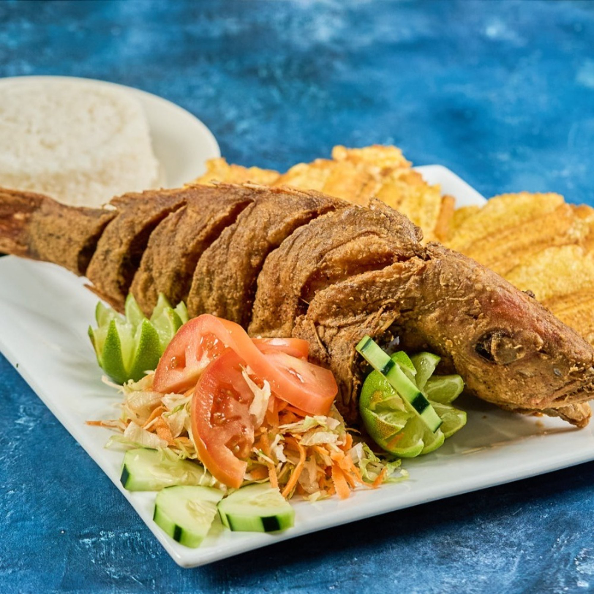 Pargo Rojo Frito + Acompañante