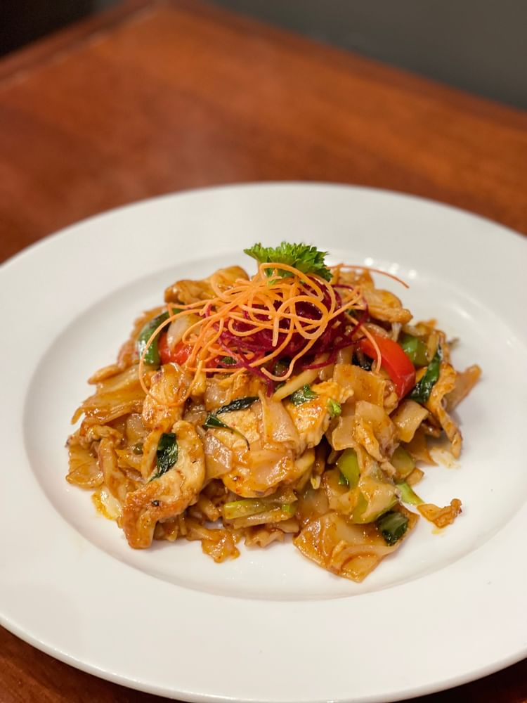 Drunken Noodle Lunch Special