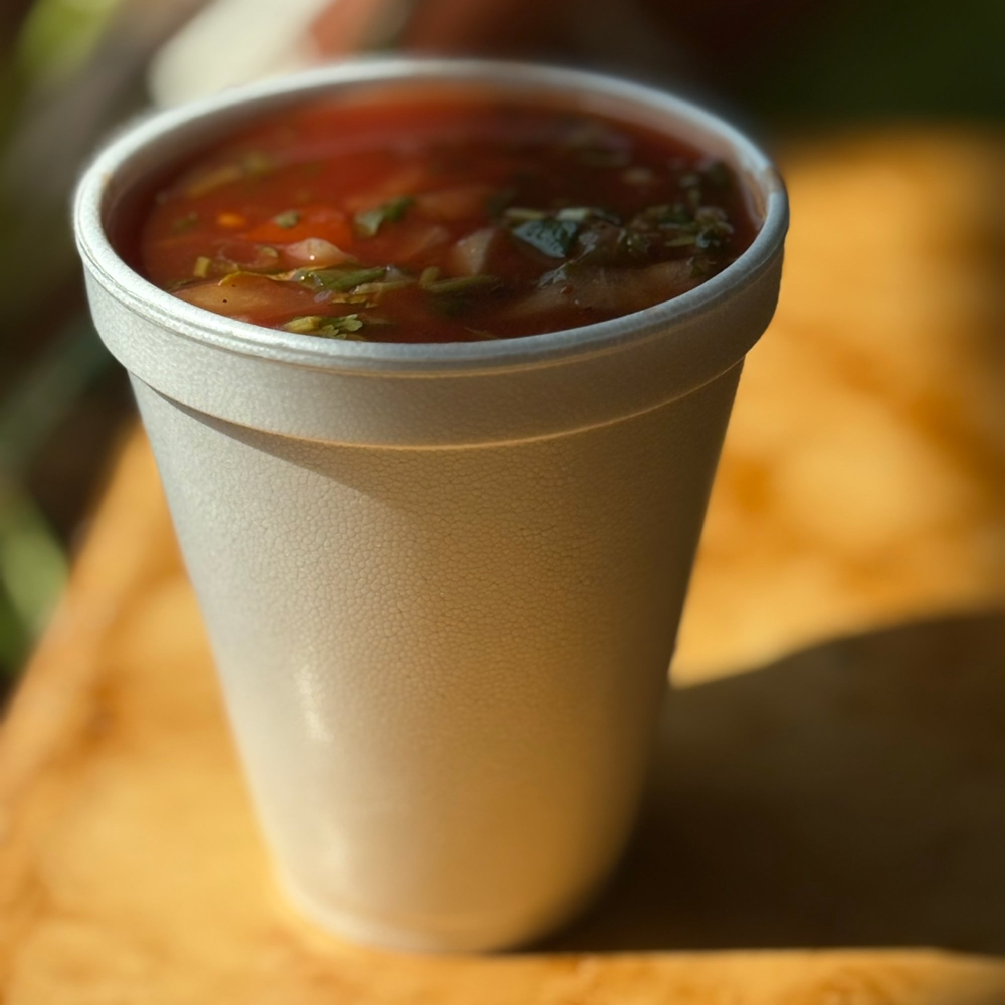 Large Salsa. (Side)