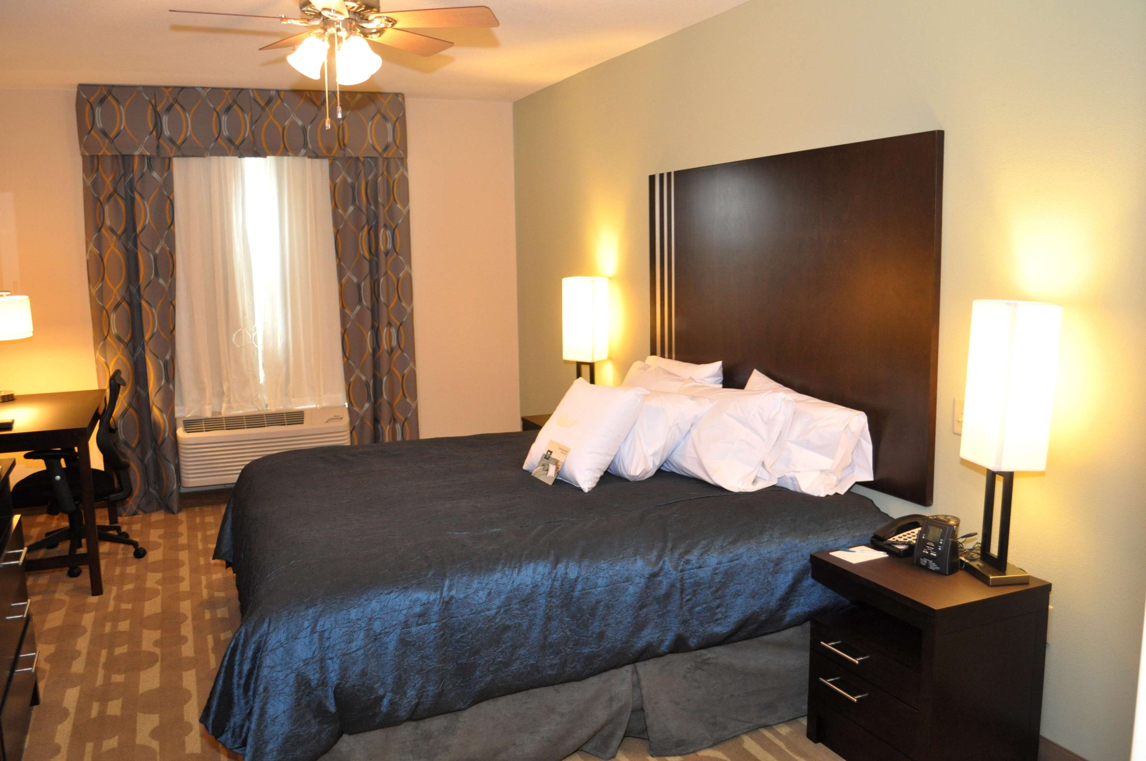 Homewood Suites by Hilton Fort Wayne Photo