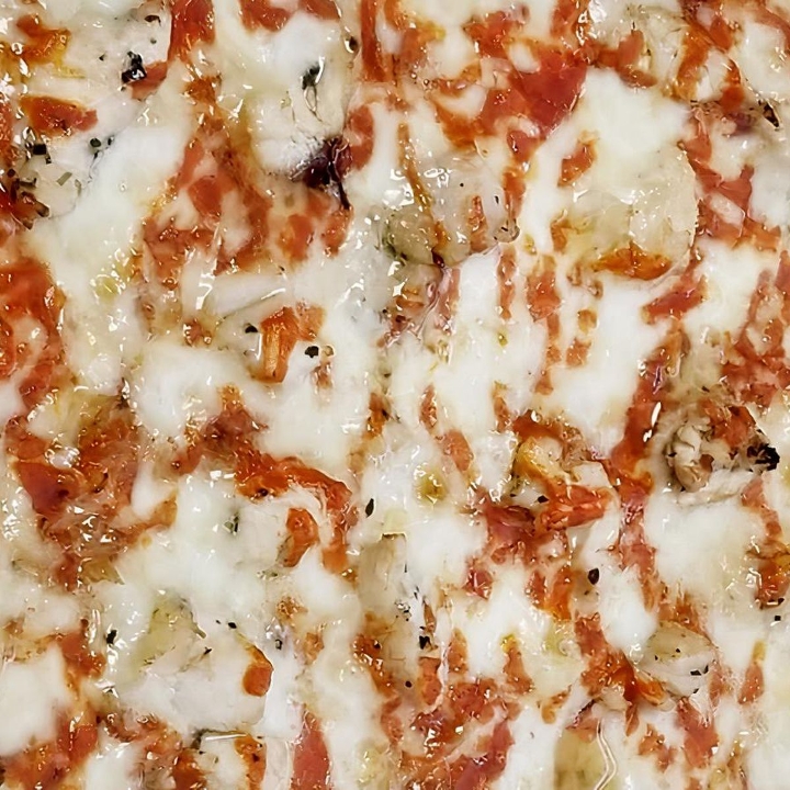 Honey Sriracha Chicken Pizza