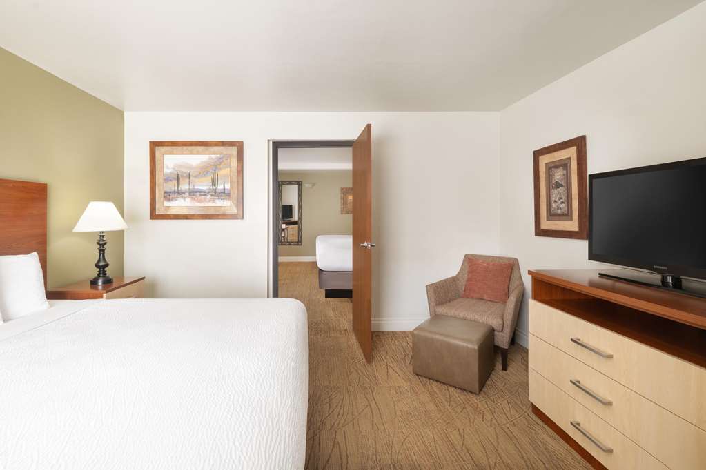 Best Western Red Hills Image