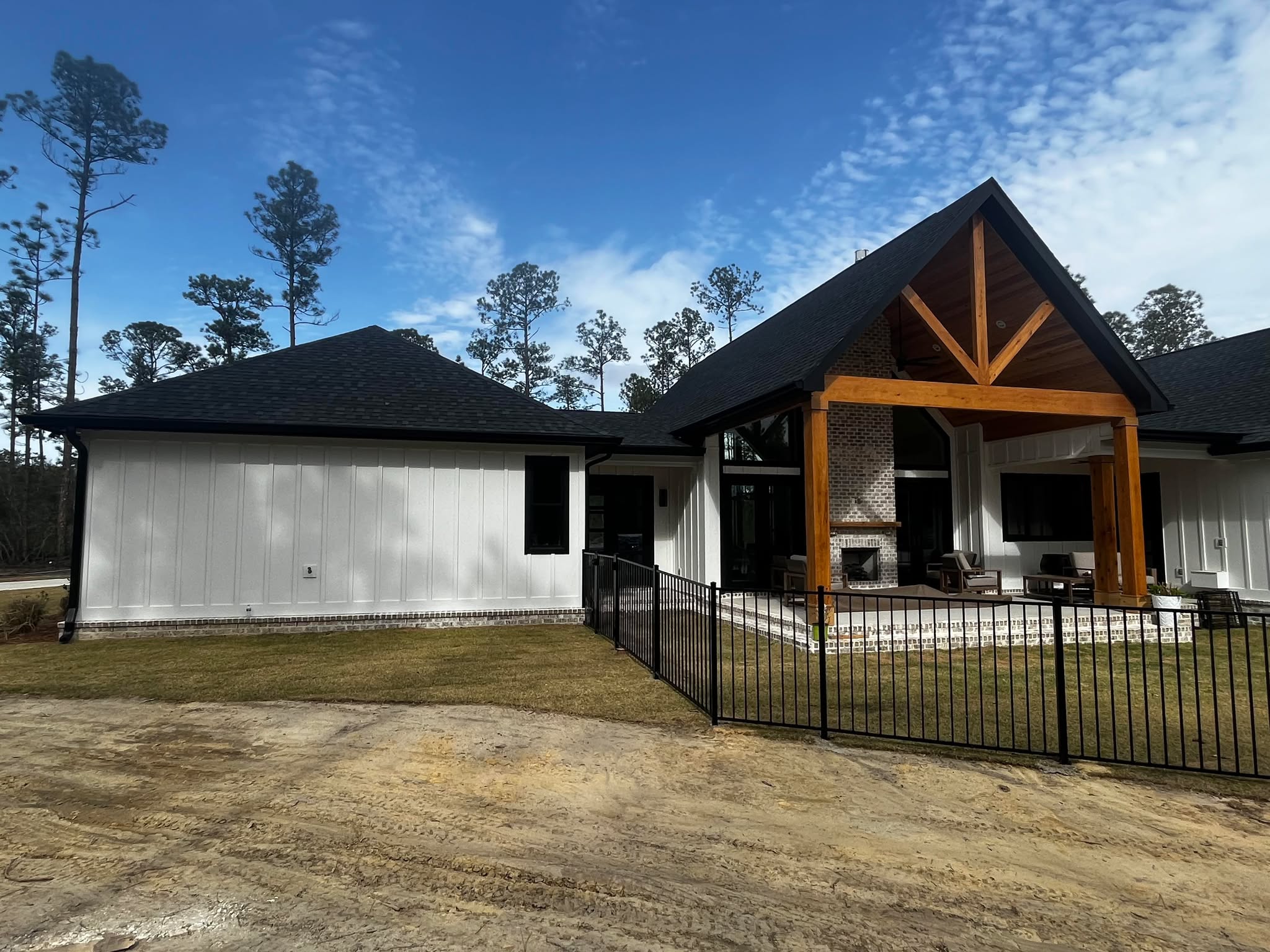 Southern Gutters LLC Image