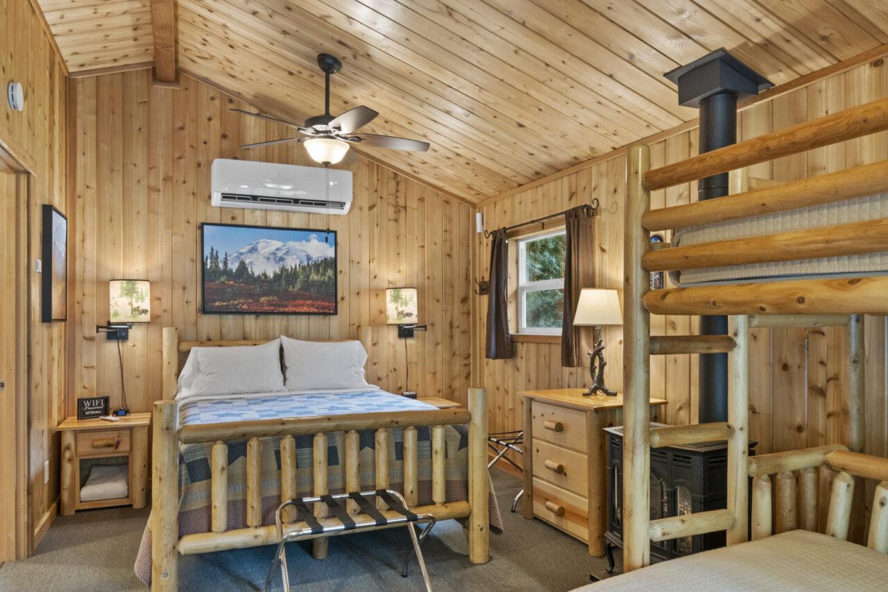 Stone Creek Lodge at Mt. Rainier Image