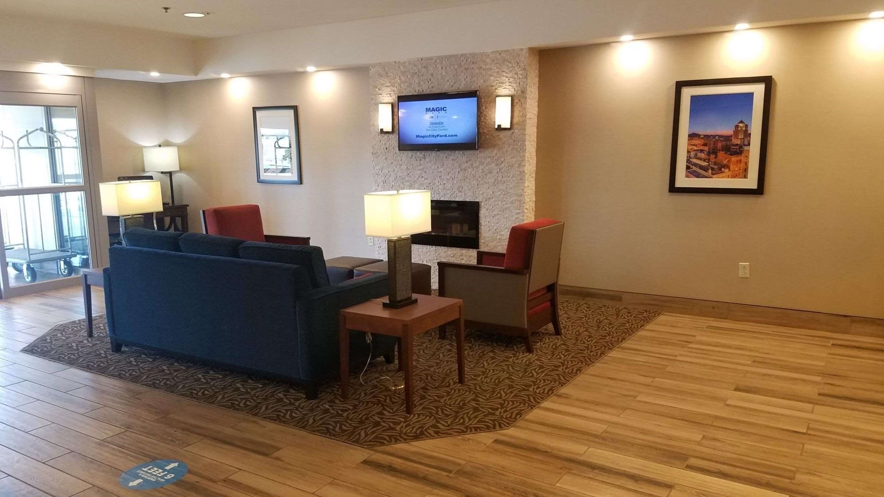 Comfort Inn Airport Photo