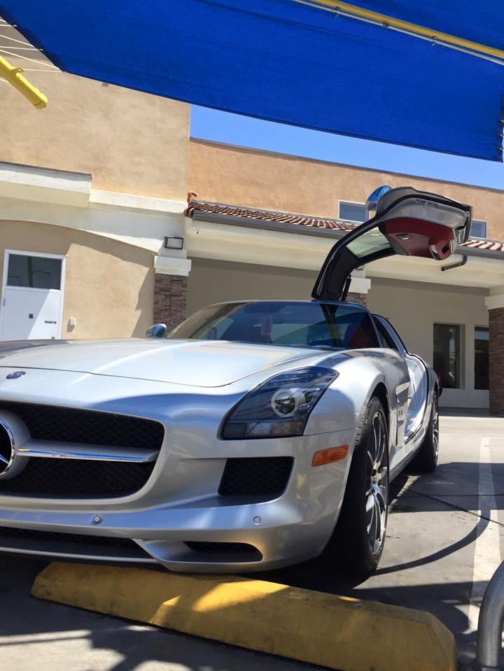 In-N-Out Express Car Wash Inc Photo