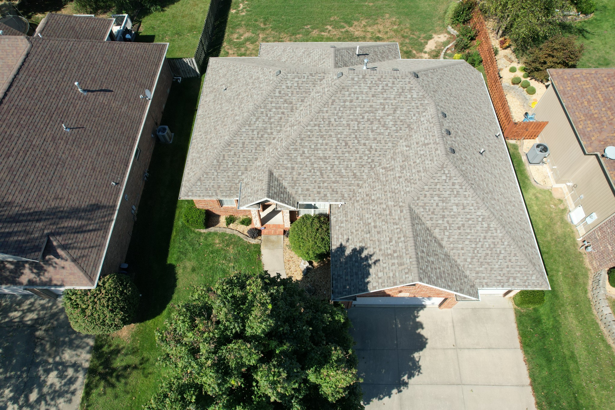 Elevated Roofing and Construction Image