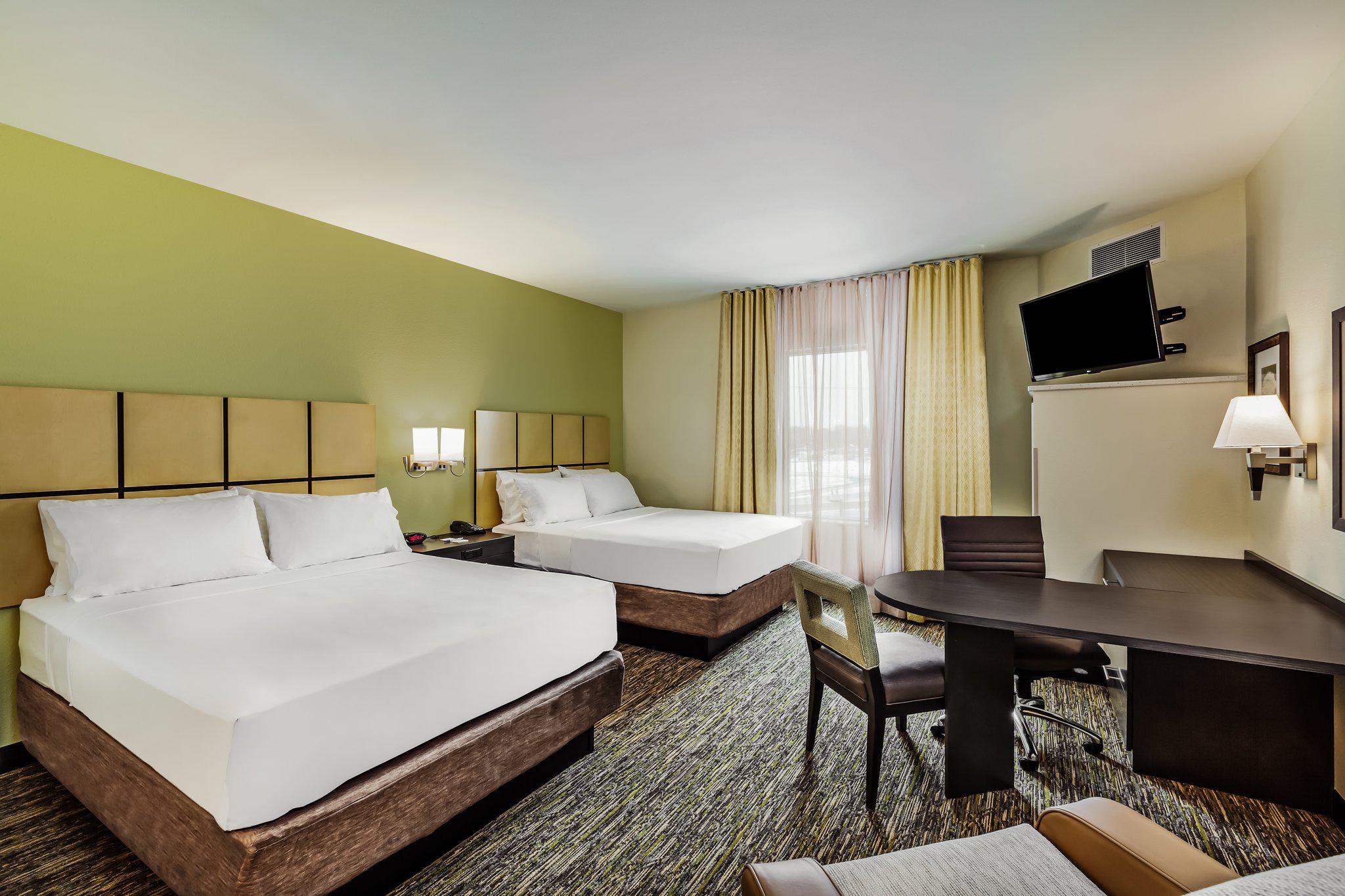 Candlewood Suites Lenexa - Overland Park Area Photo