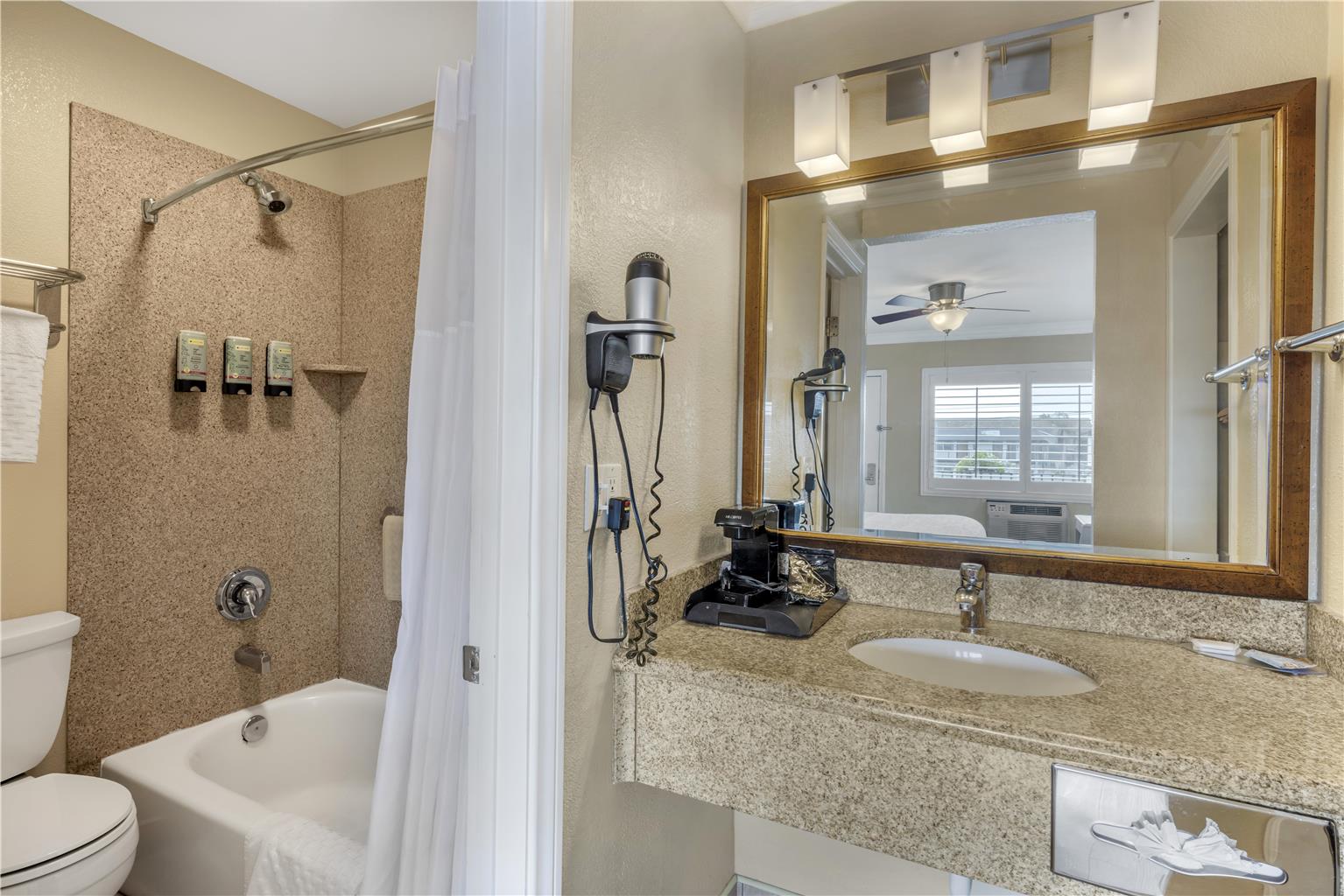 Best Western Tradewinds Image