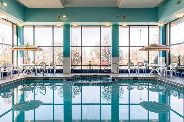 Images Quality Inn & Suites