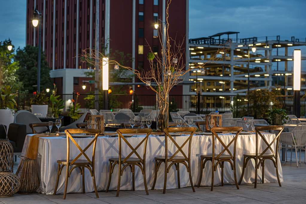 Hilton Birmingham Downtown at UAB Image