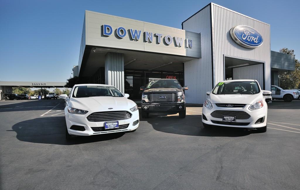 Downtown Ford Sales Photo